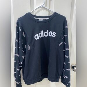 Adidas oversized crewneck